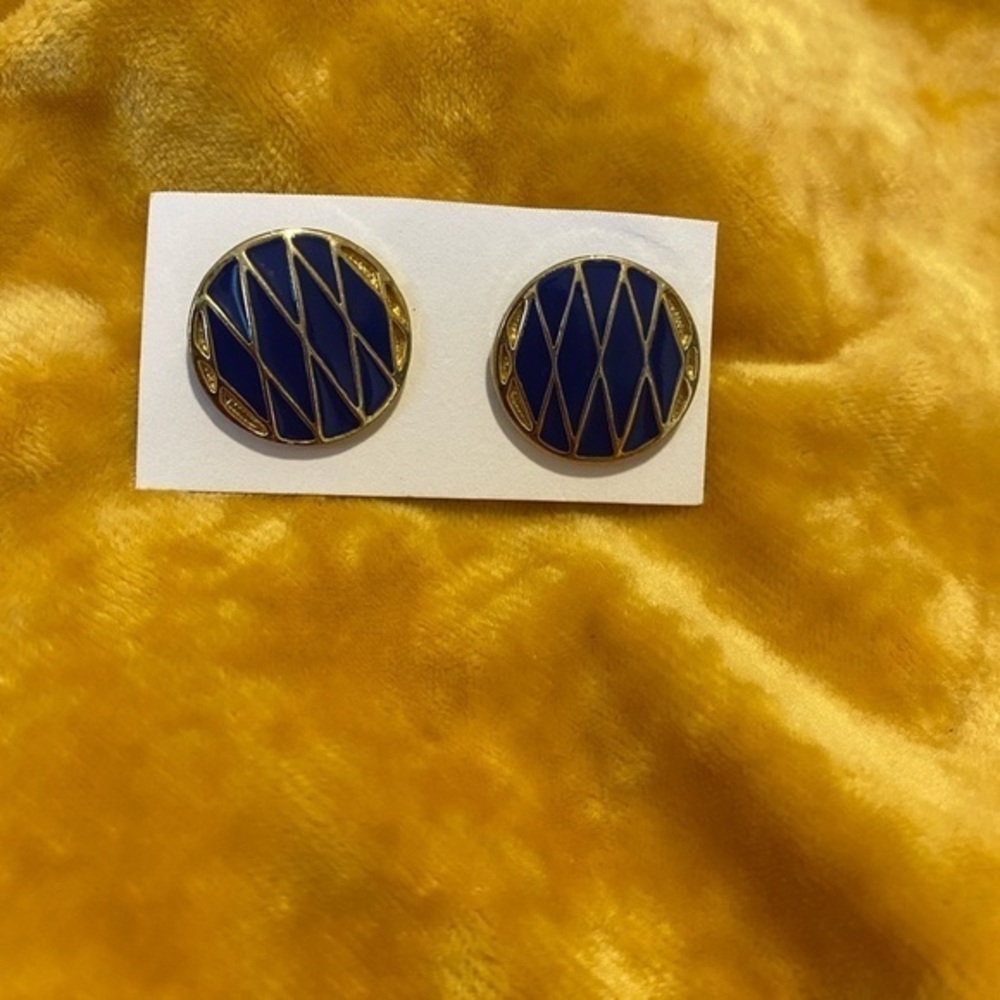 Vintage Style Oversized Geometric Pattern Earrings